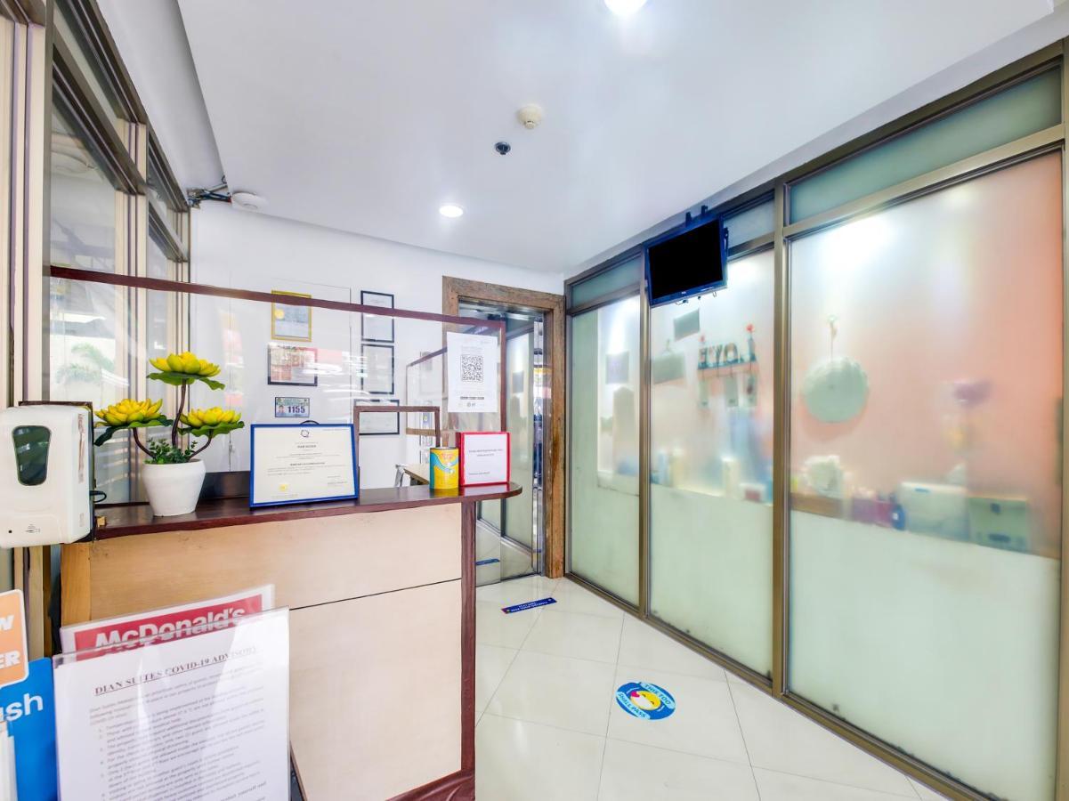 Oyo 893 Dian Suites Makati Маніла Екстер'єр фото