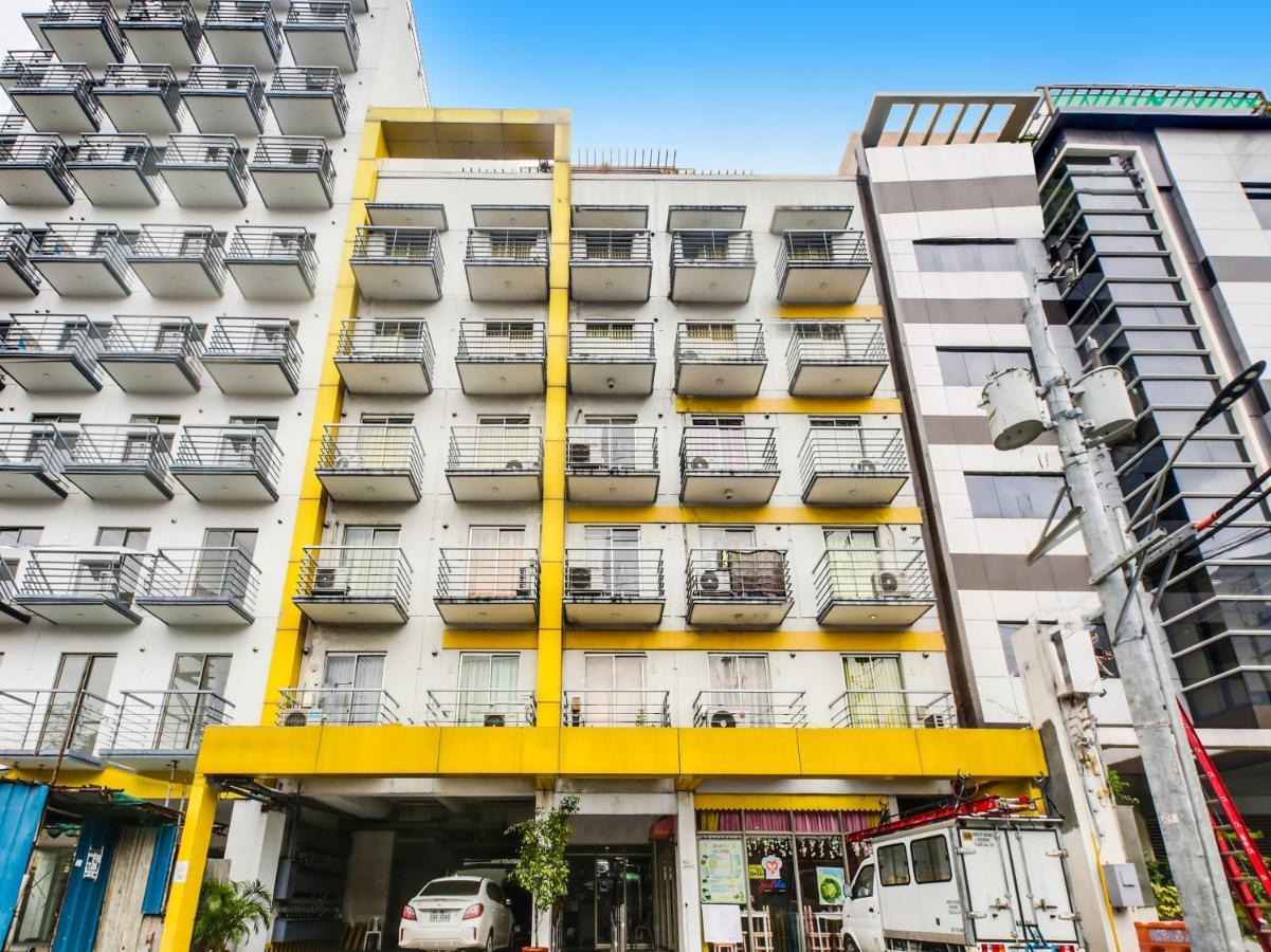 Oyo 893 Dian Suites Makati Маніла Екстер'єр фото