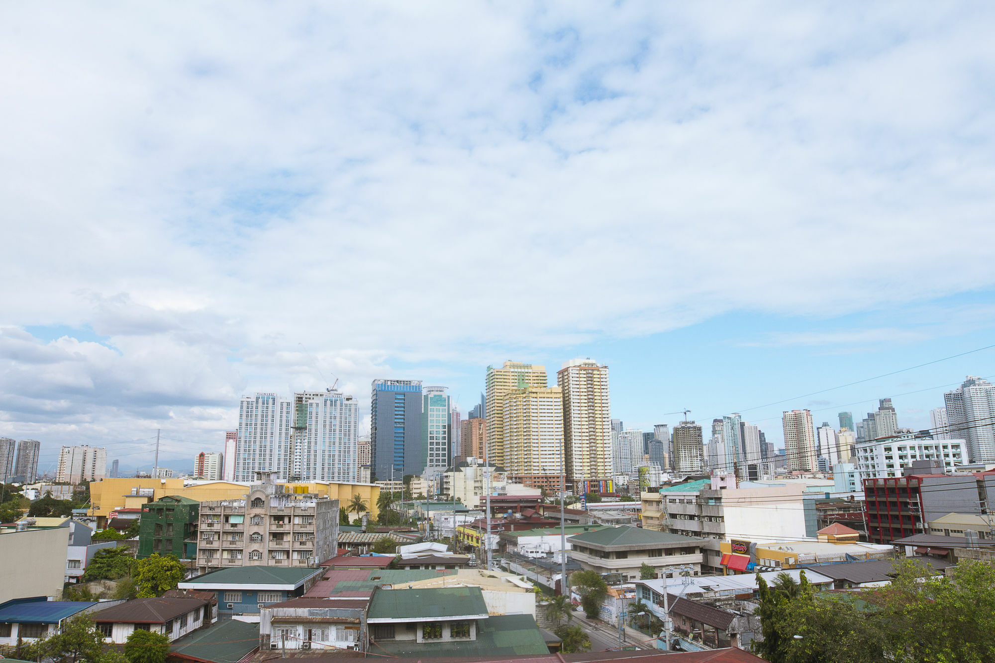 Oyo 893 Dian Suites Makati Маніла Екстер'єр фото