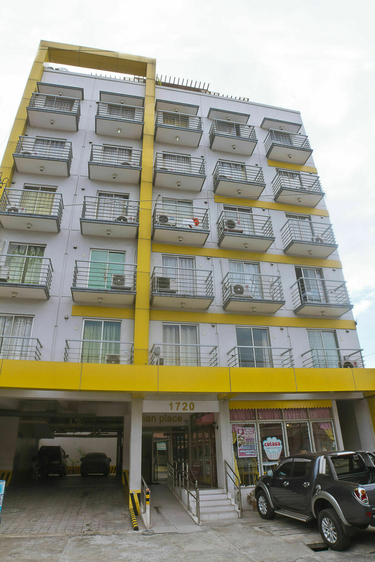 Oyo 893 Dian Suites Makati Маніла Екстер'єр фото